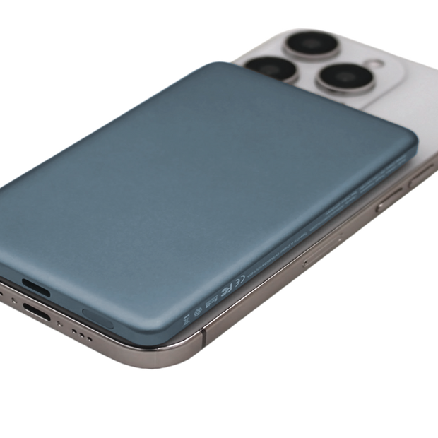 iGo 5,000mAh Pro Ultra Slim Combo Charger for MagSafe product image